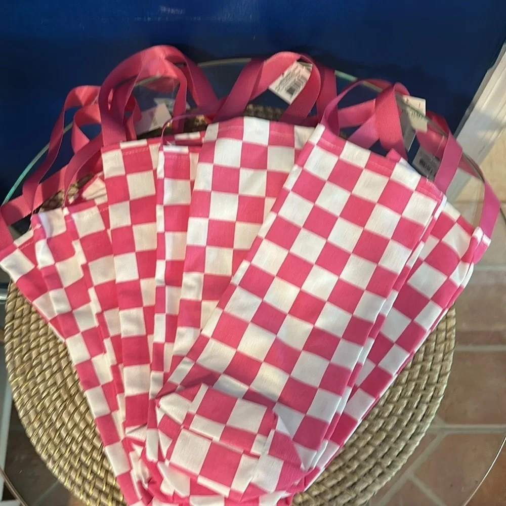 NWT Set of 10 Canvas Pink & White Checkered Party Favor Gift Bags - Wine Bags